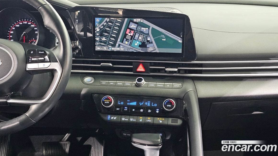Hyundai AVANTE 2021