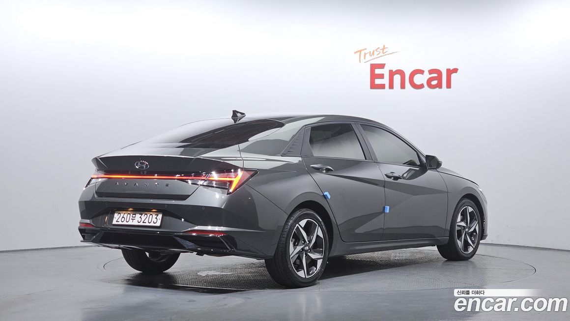 Hyundai AVANTE 2021