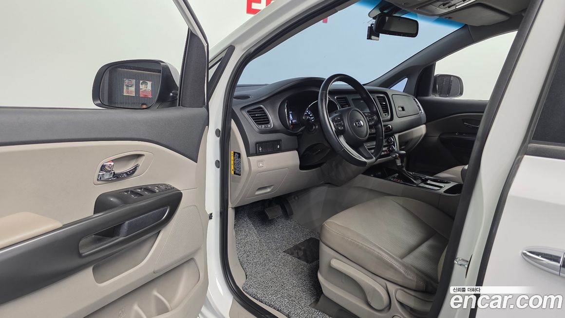 Kia Canival 2020