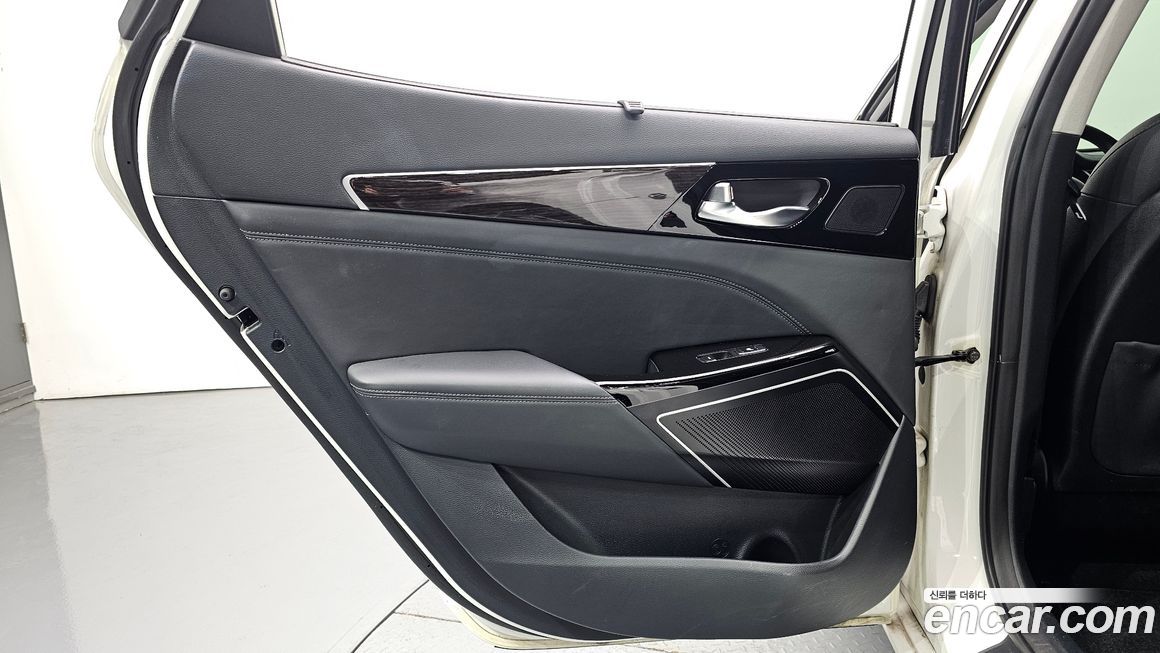 Kia K7 2017