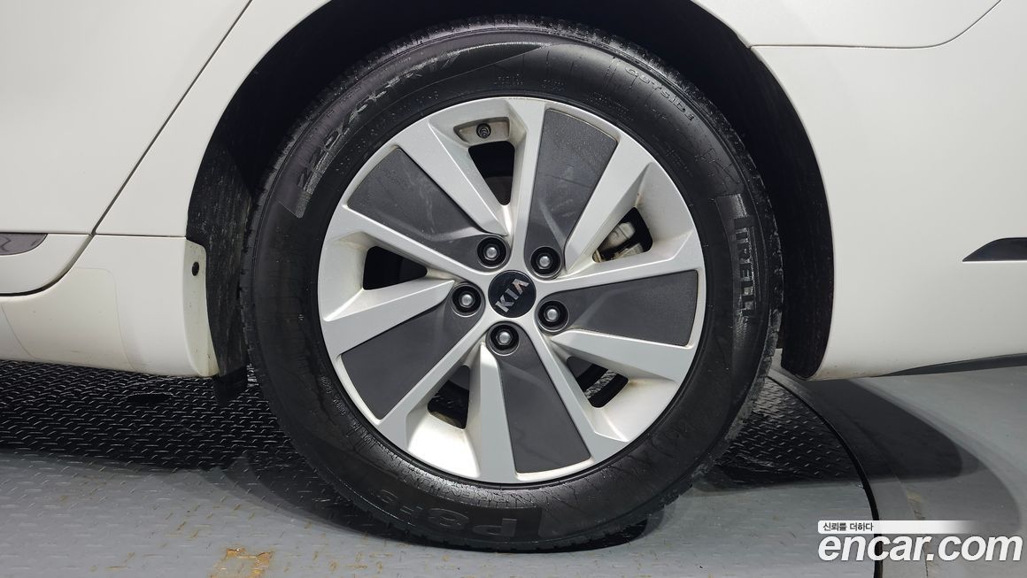 Kia K7 2017
