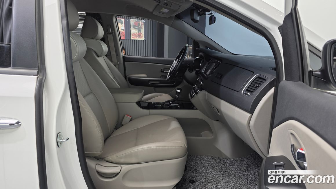 Kia Canival 2020