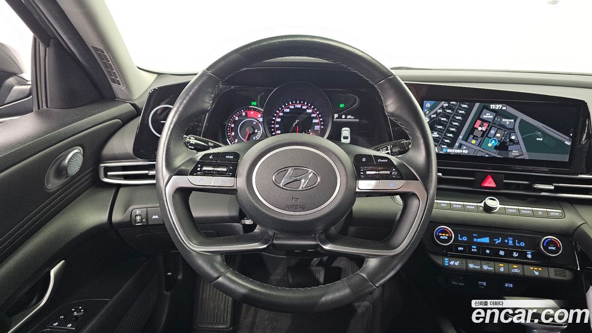 Hyundai AVANTE 2021