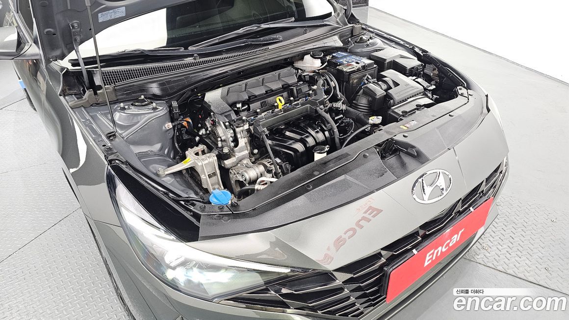 Hyundai AVANTE 2021