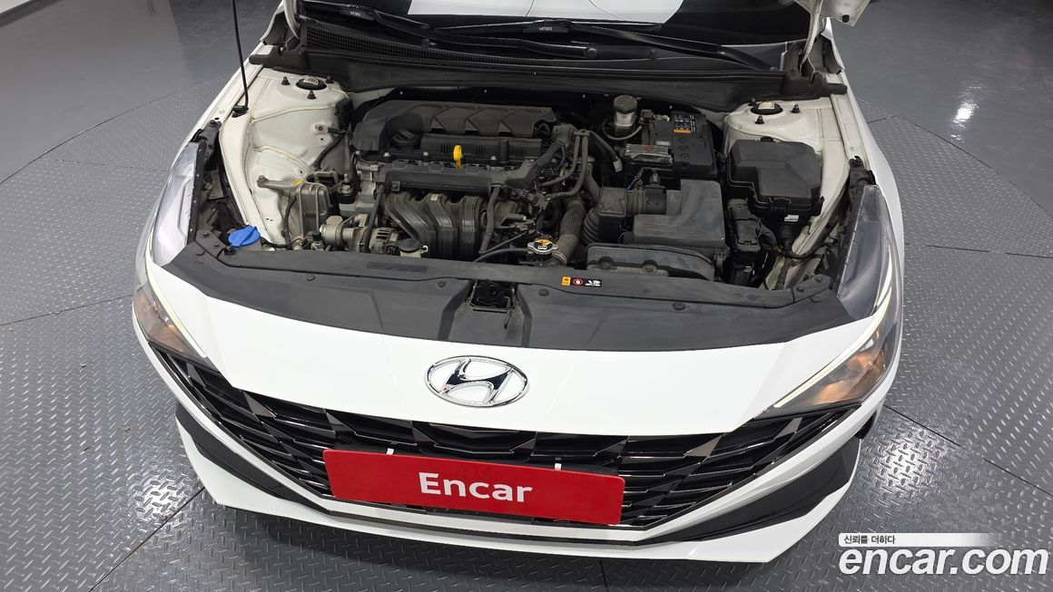 Hyundai AVANTE 2021