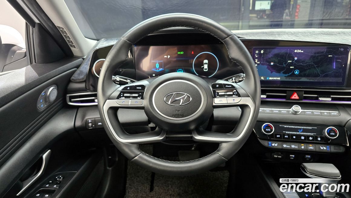 Hyundai AVANTE 2021