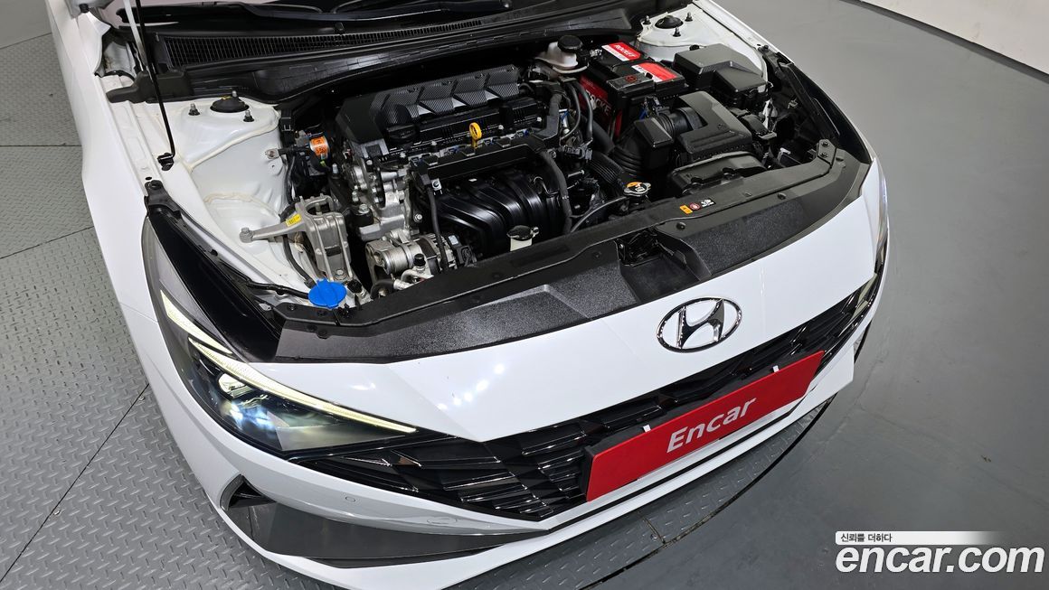 Hyundai AVANTE 2021