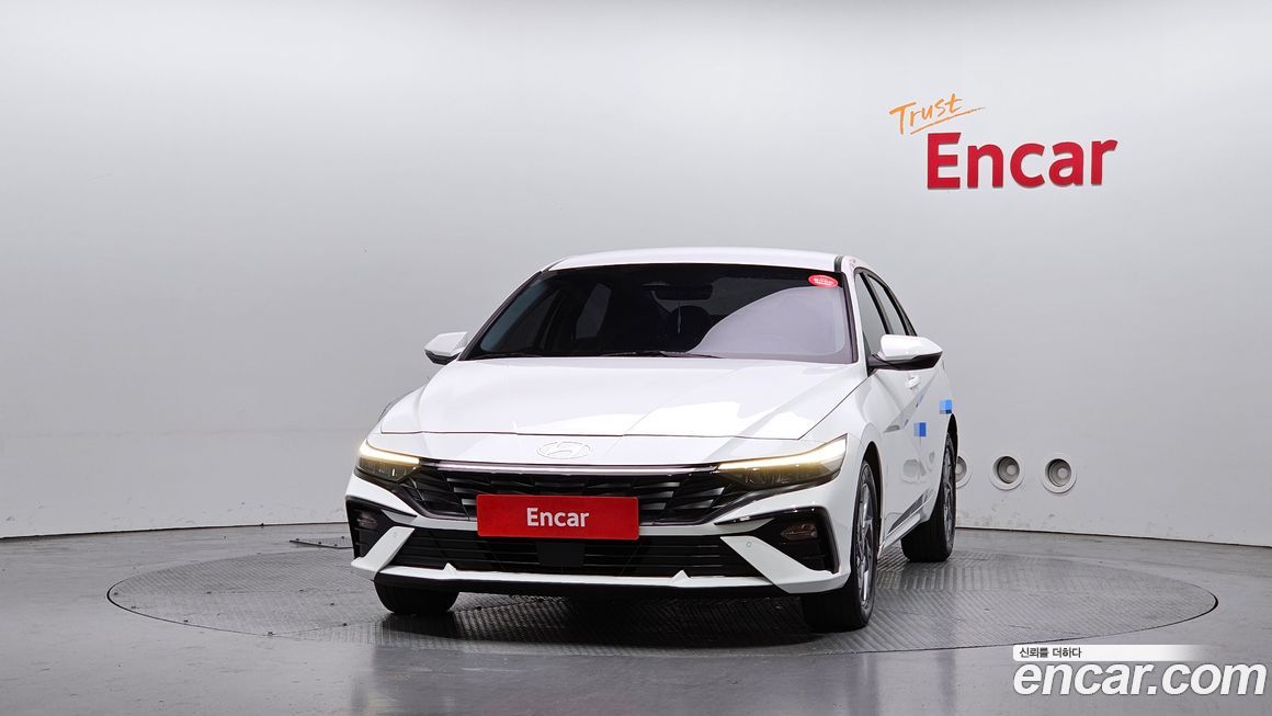 Hyundai AVANTE 2025