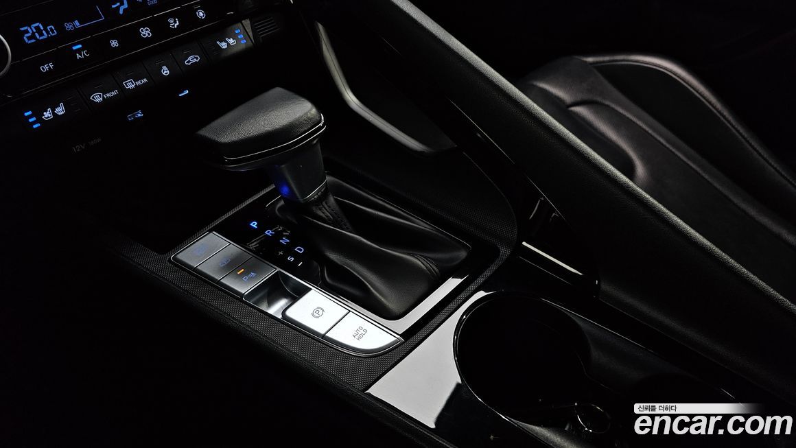 Hyundai AVANTE 2025