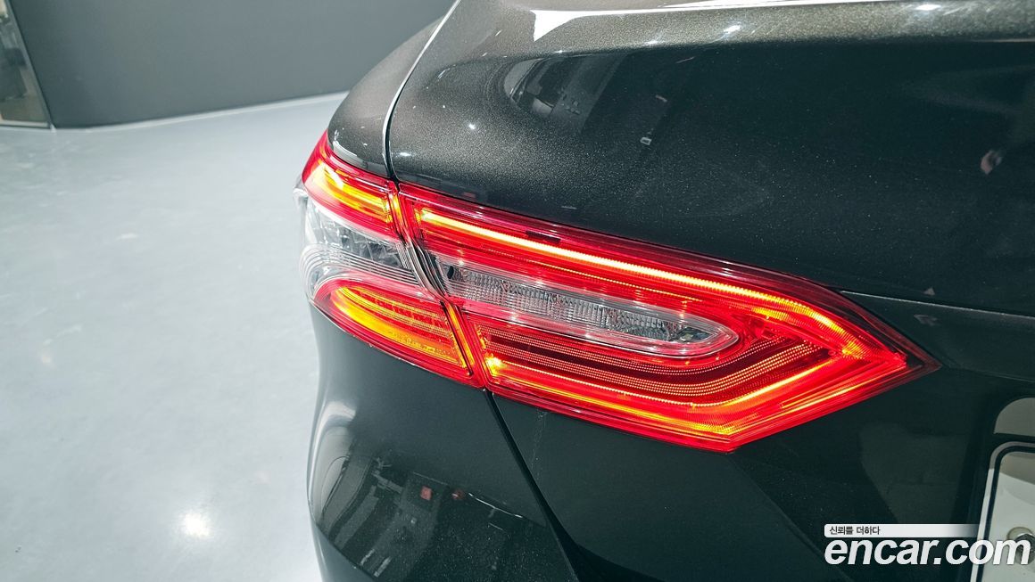 Toyota Camry 2018
