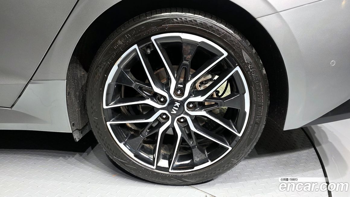 Kia K5 2021