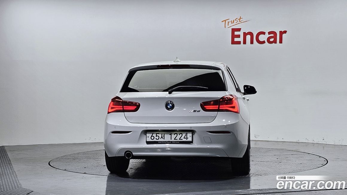BMW 1-Series 2019