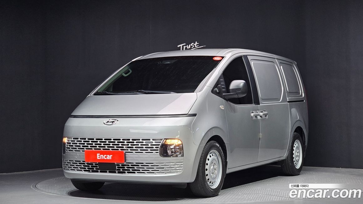 Hyundai Staria 2022