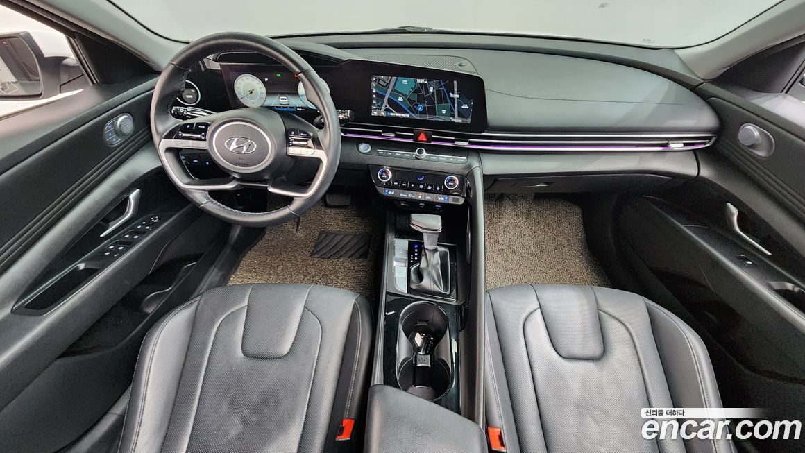 Hyundai AVANTE 2021