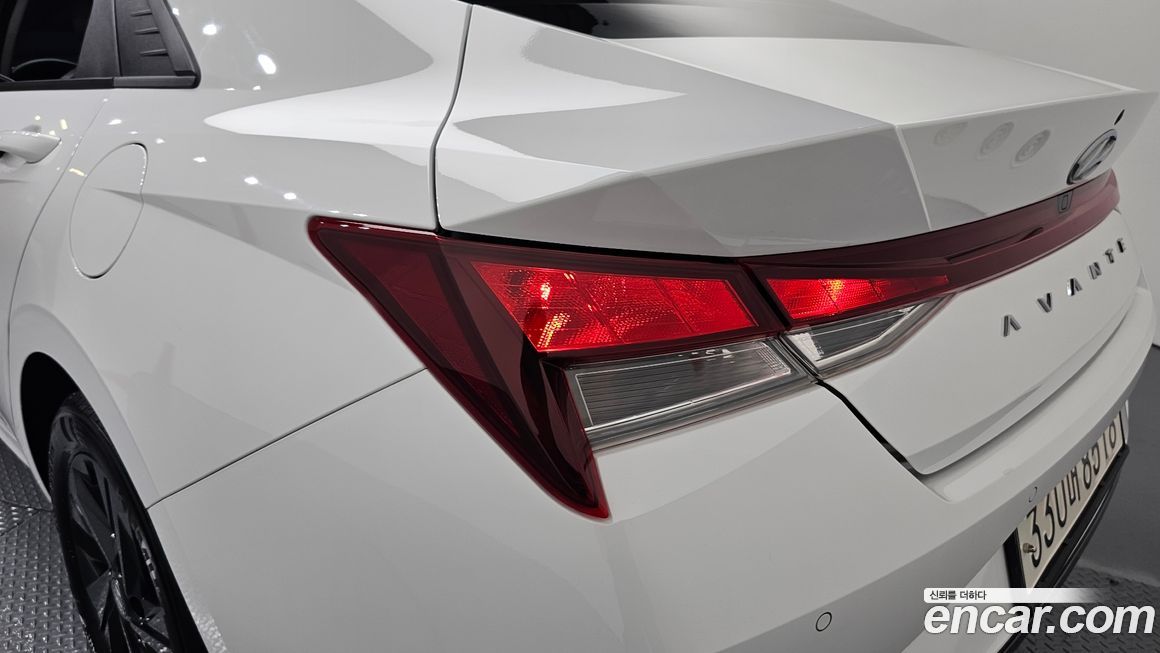Hyundai AVANTE 2023