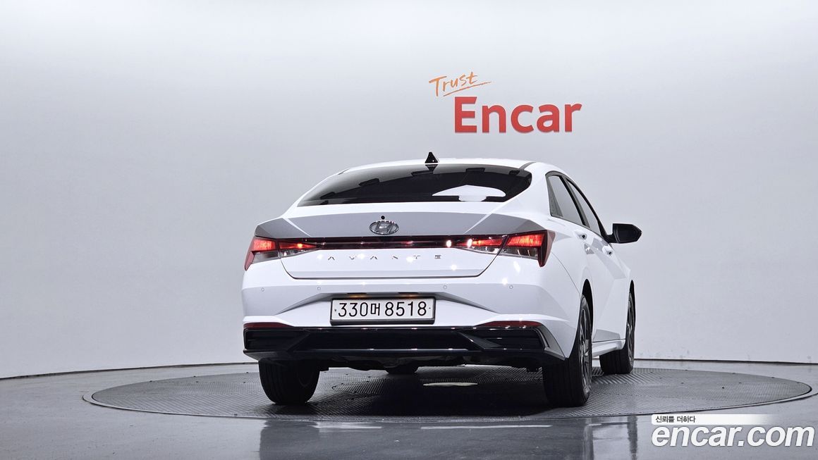 Hyundai AVANTE 2023