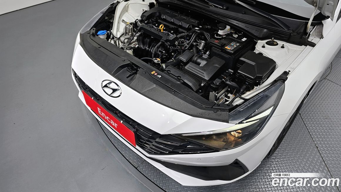Hyundai AVANTE 2023