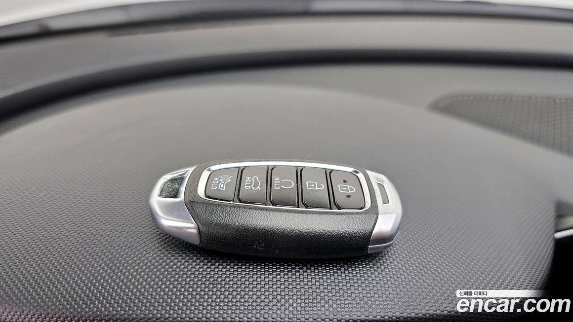 Hyundai AVANTE 2023