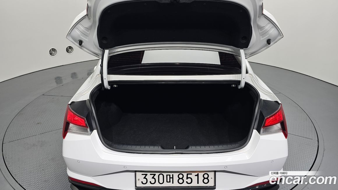 Hyundai AVANTE 2023