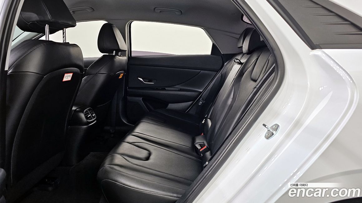 Hyundai AVANTE 2023