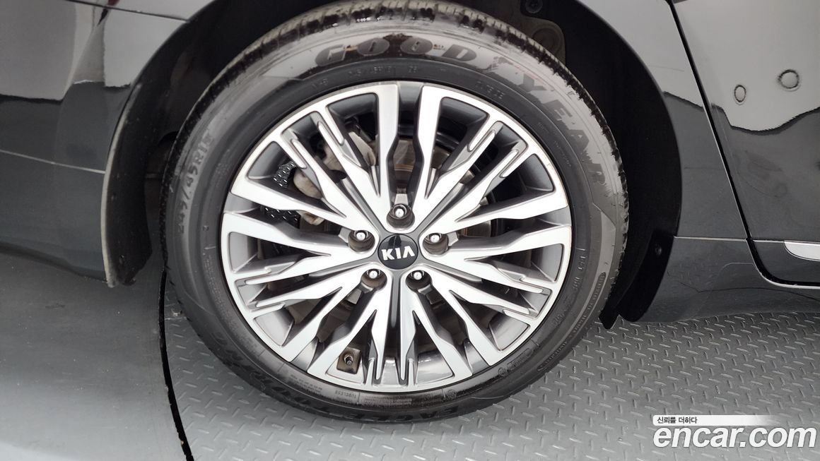 Kia K7 2020