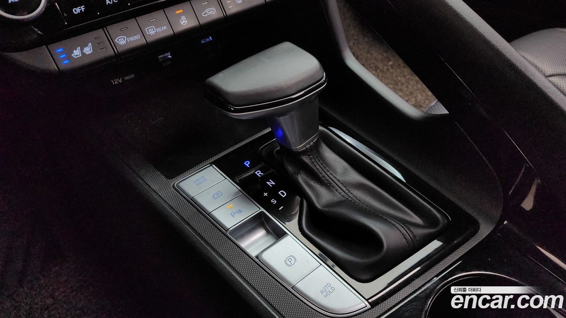 Hyundai AVANTE 2021