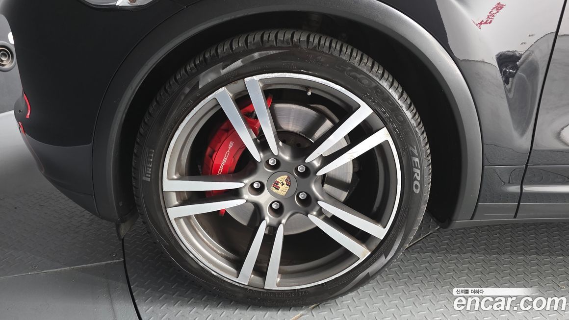 Porsche Cayenne 2011