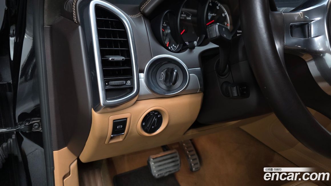 Porsche Cayenne 2011