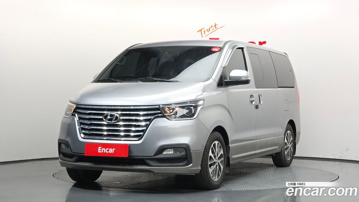 Hyundai Starex 2019