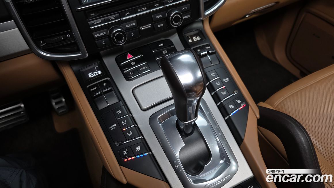 Porsche Cayenne 2011
