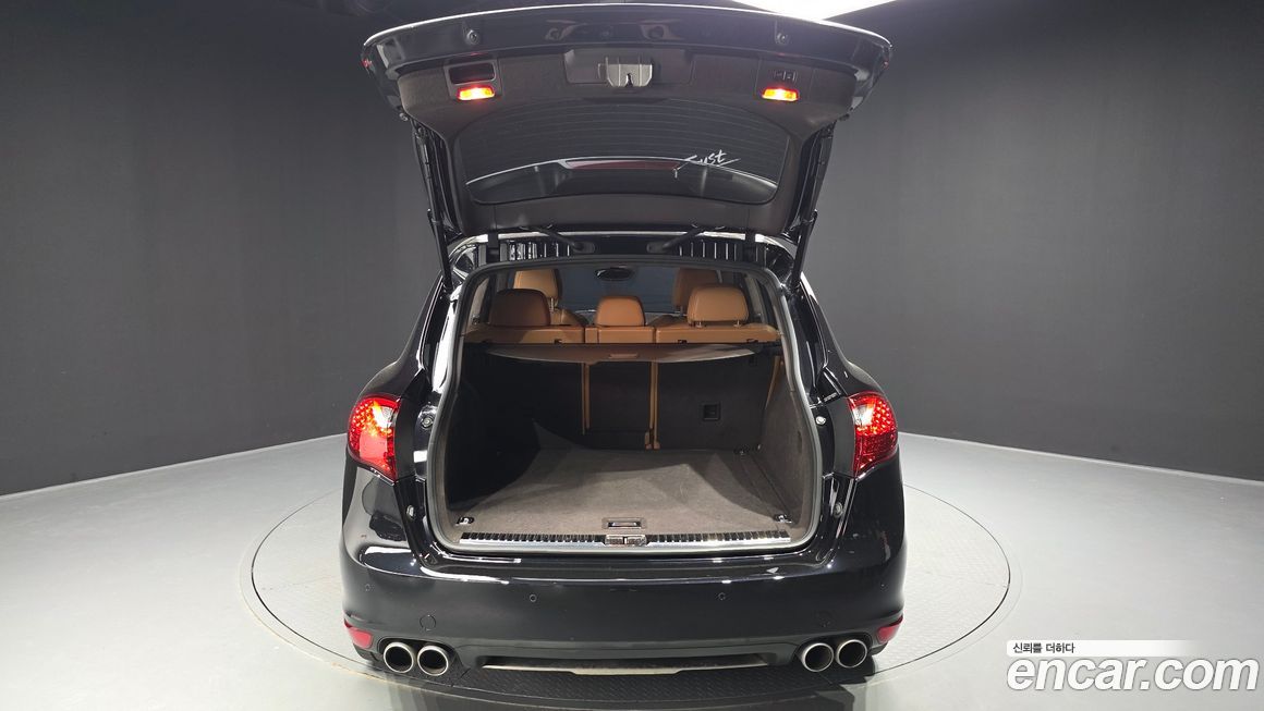 Porsche Cayenne 2011