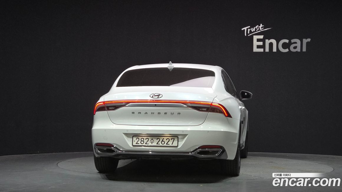 Hyundai Grandeur 2022