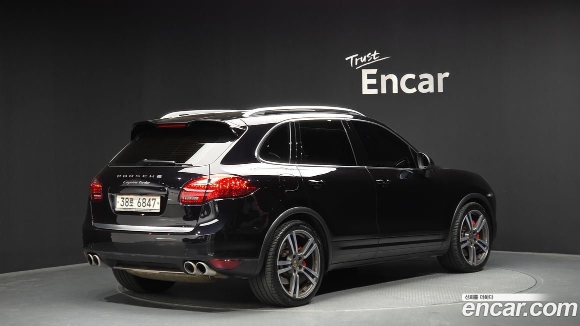 Porsche Cayenne 2011