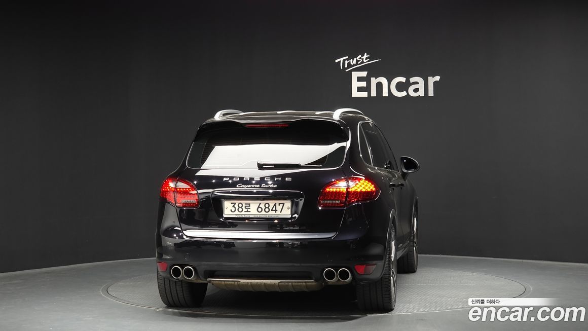 Porsche Cayenne 2011