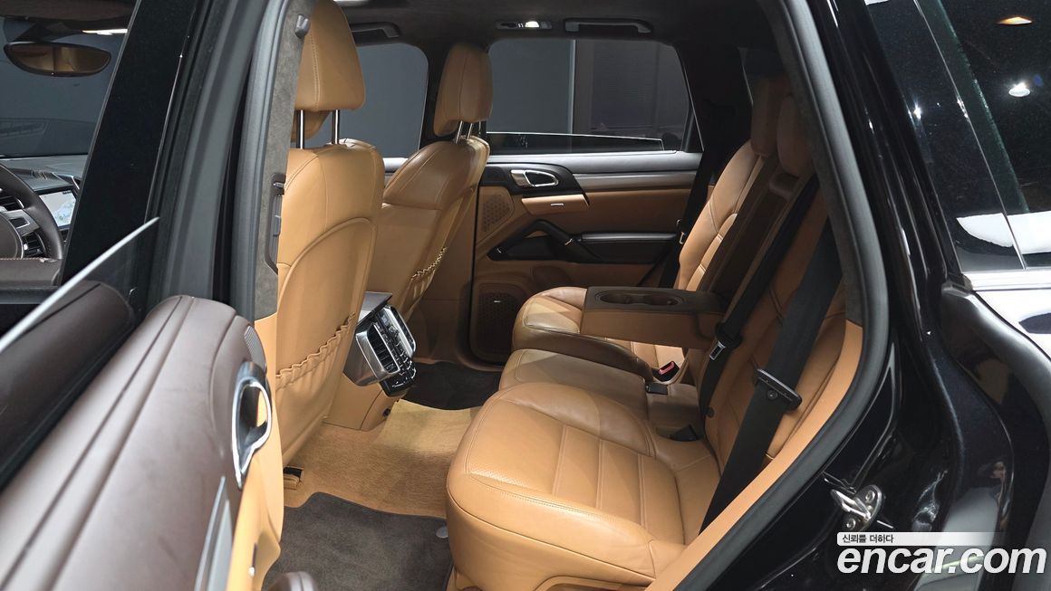 Porsche Cayenne 2011