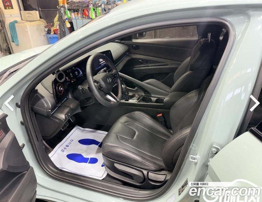 Hyundai AVANTE 2025
