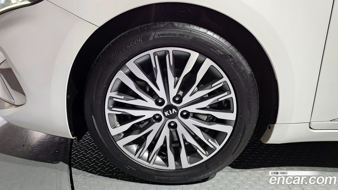 Kia K7 2020