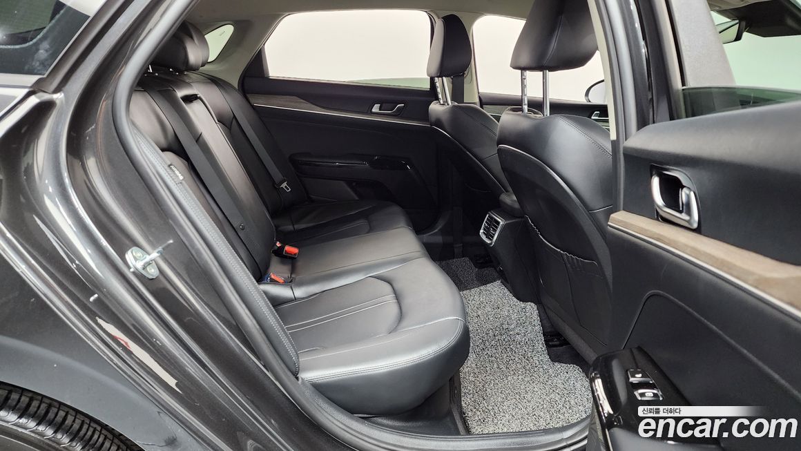 Kia K5 2021