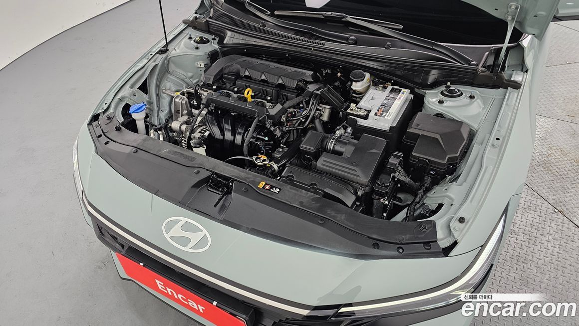 Hyundai AVANTE 2025