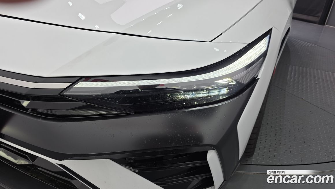 Hyundai AVANTE 2024