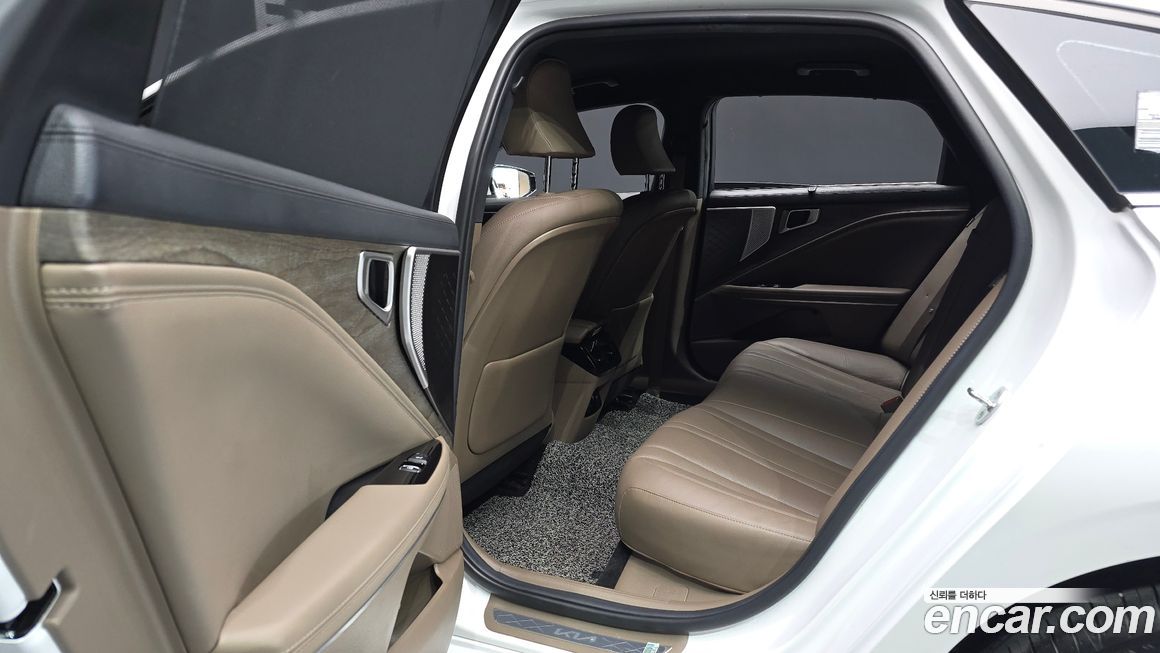 Kia K8 2023