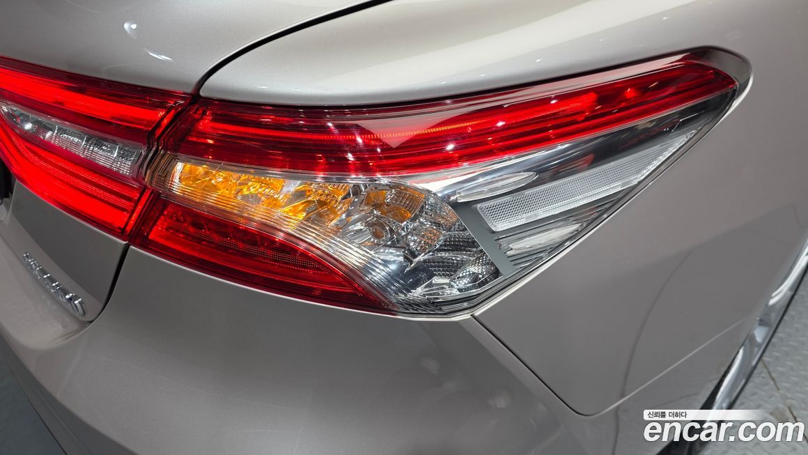 Toyota Camry 2018