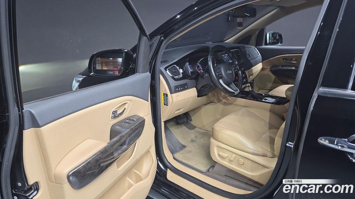 Kia Canival 2019