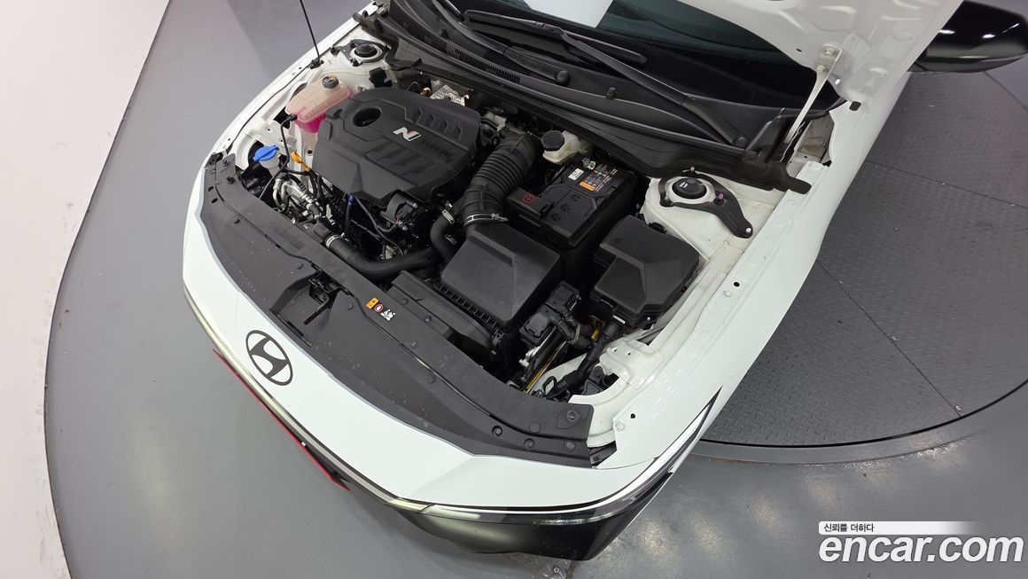 Hyundai AVANTE 2024