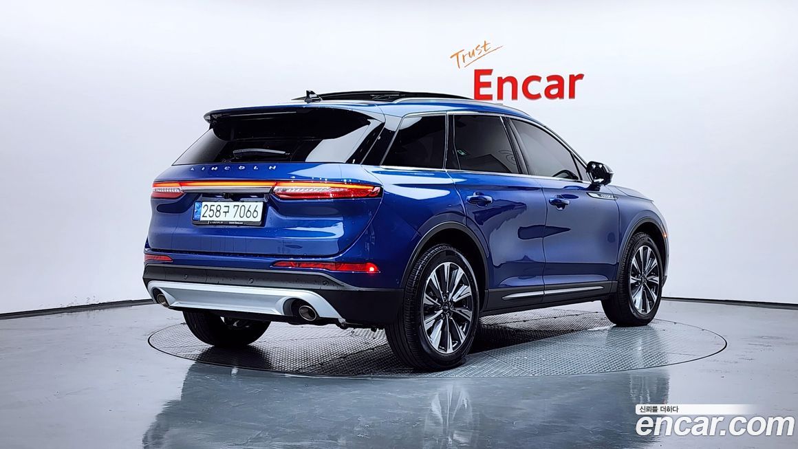 Lincoln Corsair 2021