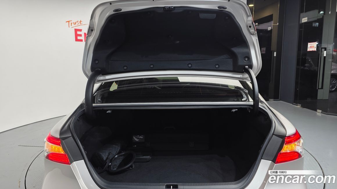 Toyota Camry 2018
