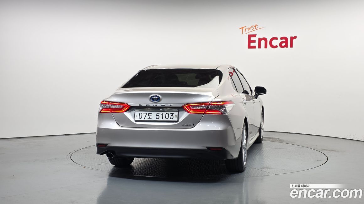 Toyota Camry 2018