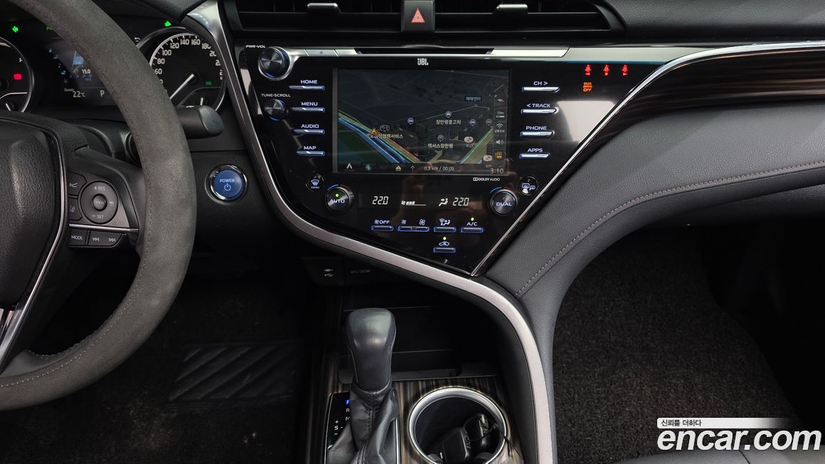 Toyota Camry 2018