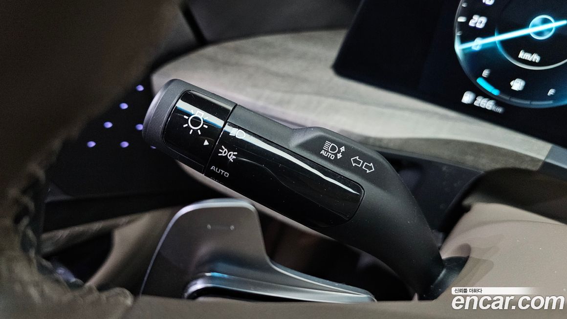 Kia K8 2023