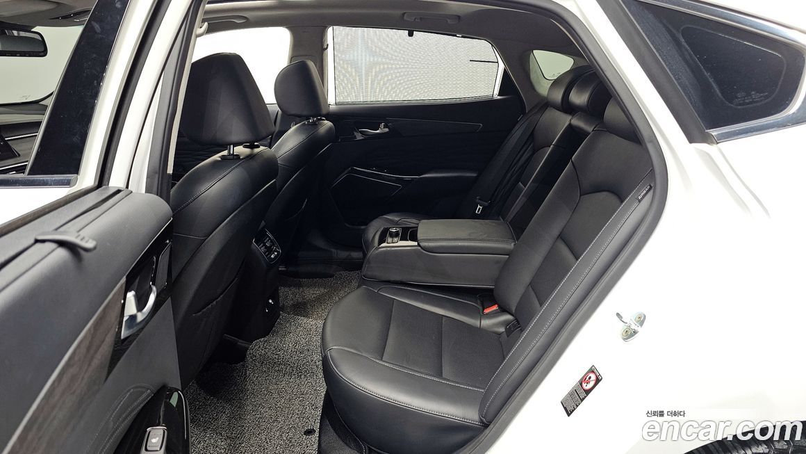 Kia K7 2021